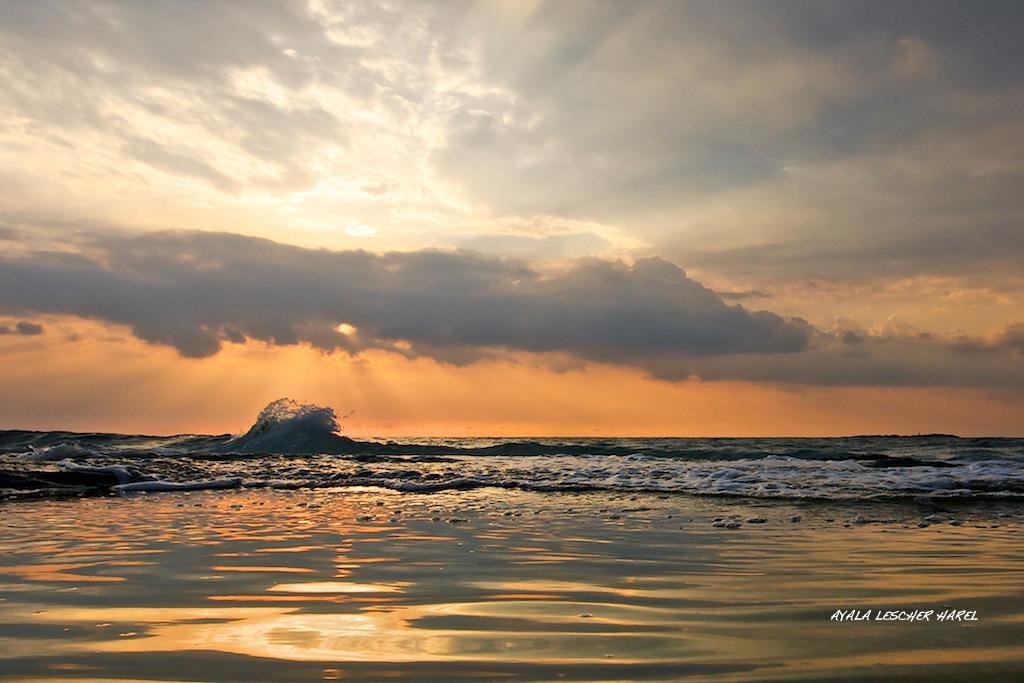 Nahariya Beachfront Экстерьер фото